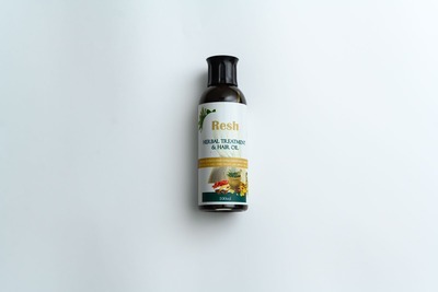 Resh Herbal Tretment & Hair Oil